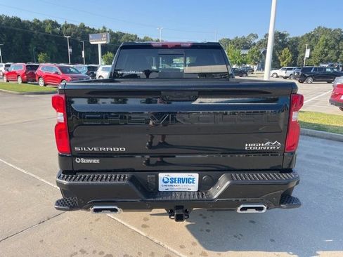 New 2026 Chevrolet Silverado 1500 High Country AWD/4WD image 6