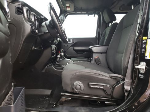 Used 2021 Jeep Gladiator Sport image 14