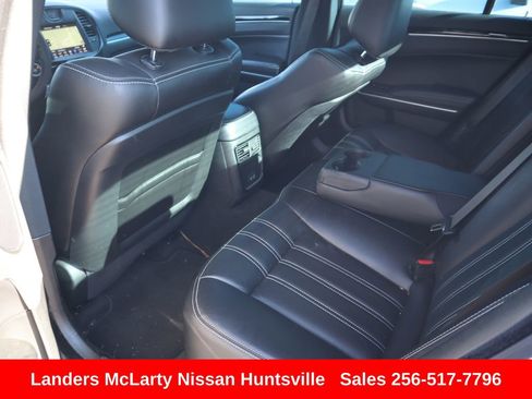 Used 2023 Chrysler 300 S image 12