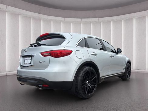 Used 2014 INFINITI QX70 2WD image 5