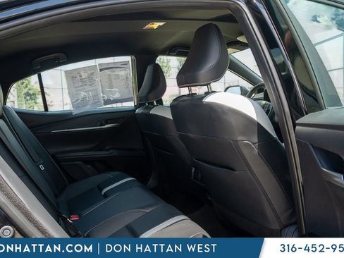 Used 2025 Toyota Camry SE FWD image 19