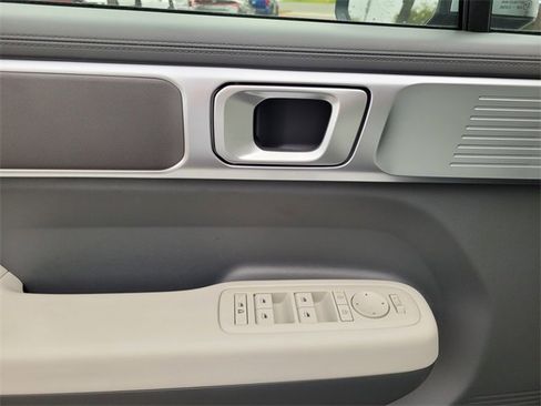 New 2026 Hyundai Santa Fe SE image 19