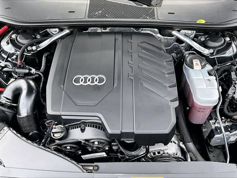 Used 2024 Audi A6 2.0T Premium image 32