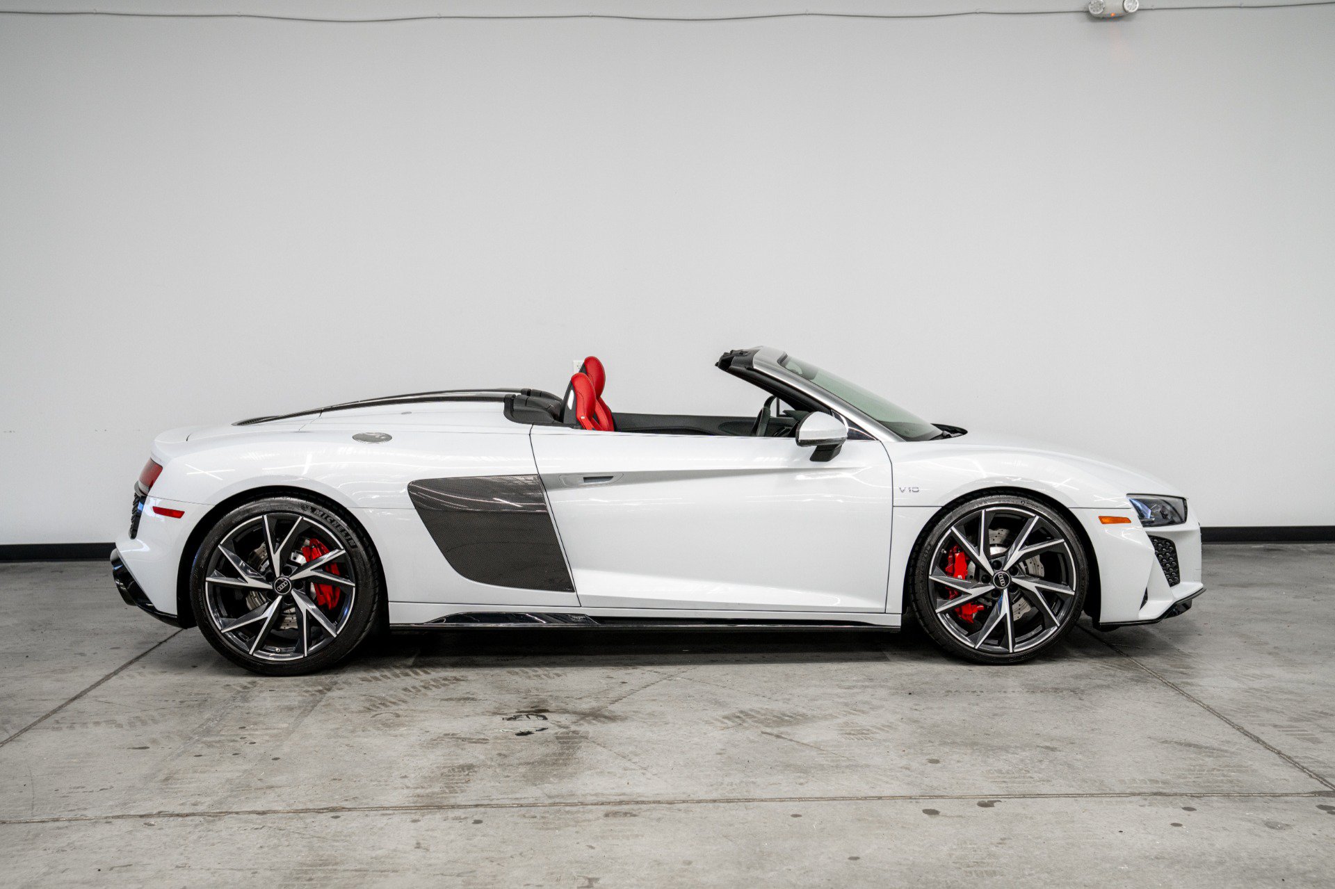 Used 2023 Audi R8 V10 performance RWD image 47