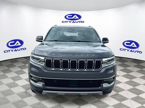 Used 2024 Jeep Wagoneer Series II w/ Flexible Seating Group RWD image 11