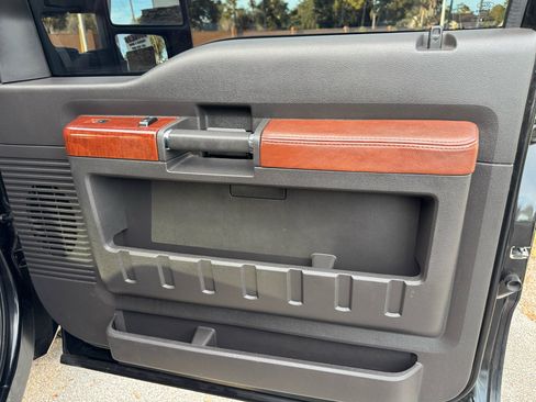 Used 2012 Ford F350 King Ranch image 32