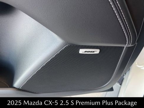 New 2025 MAZDA CX-5 AWD 2.5 S w/ Premium Plus Pkg image 8