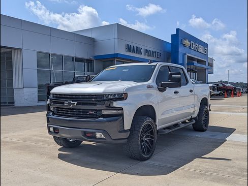 Used 2020 Chevrolet Silverado 1500 LT Trail Boss AWD/4WD image 1