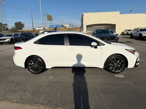 Used 2026 Toyota Corolla SE FWD image 6