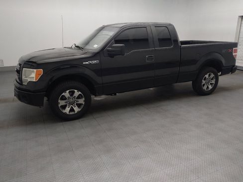 Used 2013 Ford F150 STX w/ Mid Equipment Group RWD image 2