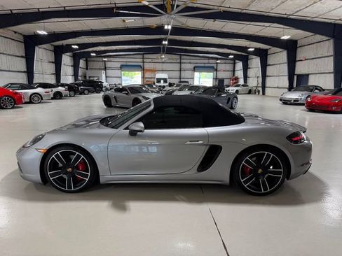 Used 2023 Porsche 718 Boxster GTS RWD image 77
