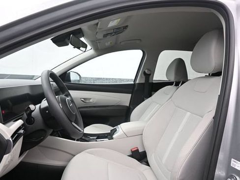 Used 2025 Hyundai Tucson SEL FWD image 15