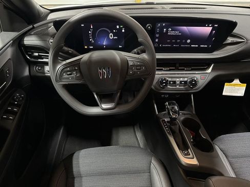 New 2026 Buick Envista Preferred FWD image 11