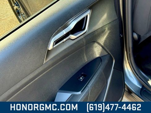 Used 2024 Kia Sportage LX image 19