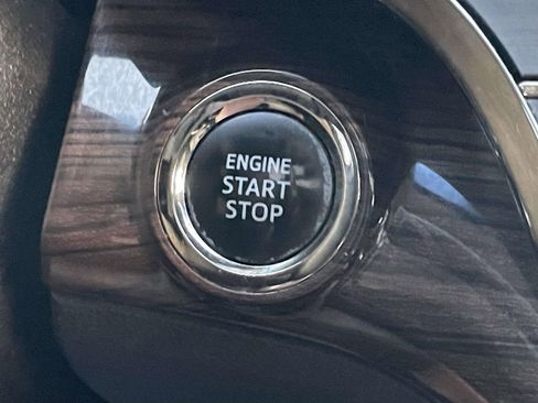 Used 2015 Toyota Avalon XLE Premium image 37