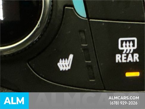 Used 2024 Chevrolet Malibu LT image 34