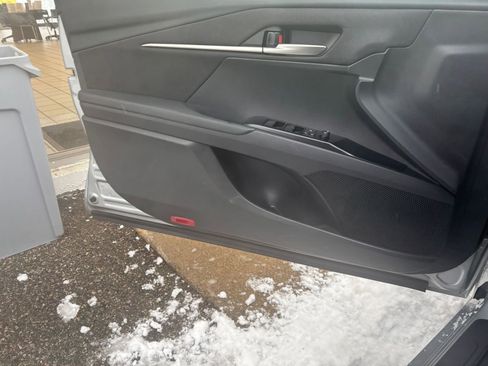 Used 2025 Toyota Camry LE image 20