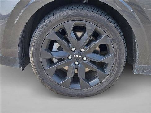 Used 2024 Kia Carnival SX FWD image 14