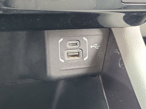 Used 2022 Jeep Compass Latitude FWD image 30