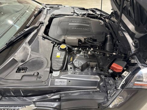 Used 2014 Jaguar F-TYPE Convertible image 18