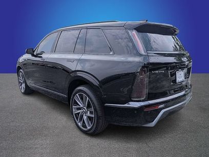 New 2027 Cadillac Vistiq Luxury w/ LPO, Floor Liner Package