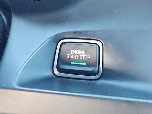 Used 2017 Chevrolet Camaro SS image 29