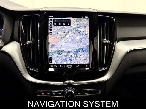 Used 2023 Volvo XC60 B5 Core w/ Climate Package image 25