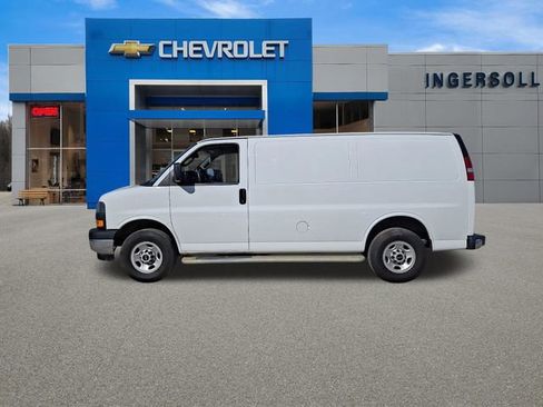 Used 2024 GMC Savana 2500 w/ Driver Convenience Package RWD image 25