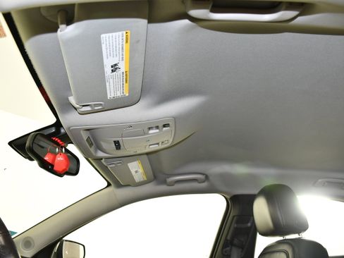 Used 2016 Chevrolet Malibu LTZ FWD image 37