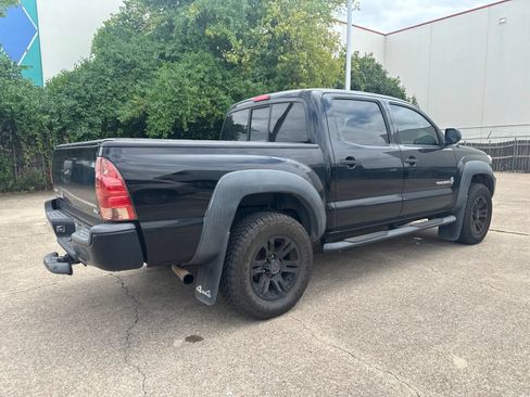 Used 2015 Toyota Tacoma 4x4 Double Cab w/ Convenience Package image 5