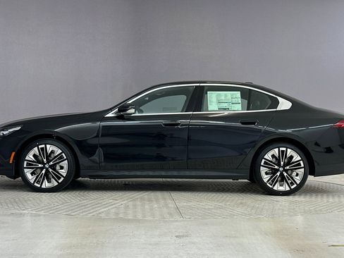 New 2026 BMW 530i image 2