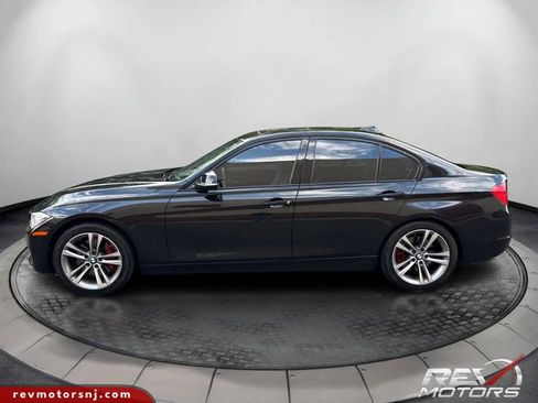 Used 2013 BMW 335i Sedan RWD image 2