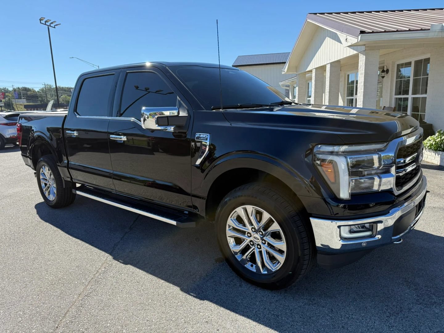 Used 2024 Ford F150 Lariat w/ Tow/Haul Package AWD/4WD image 7