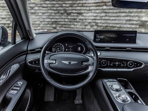 Used 2025 Genesis GV70 2.5T AWD/4WD image 27