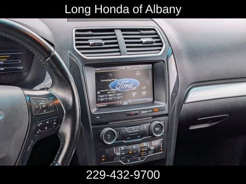 Used 2016 Ford Explorer XLT w/ Equipment Group 202A FWD image 20