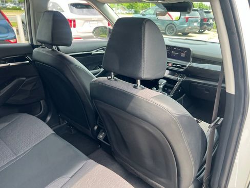 Certified 2024 Kia Seltos S AWD/4WD image 15