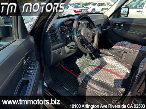 Used 2012 Jeep Liberty Sport w/ Popular Equipment Group image 6