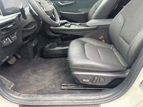Used 2024 Kia EV6 Light AWD/4WD image 59