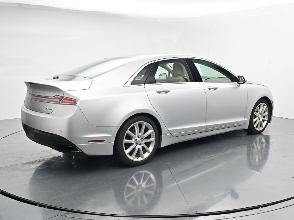 Used 2014 Lincoln MKZ w/ Equipment Group 101A Select FWD image 8