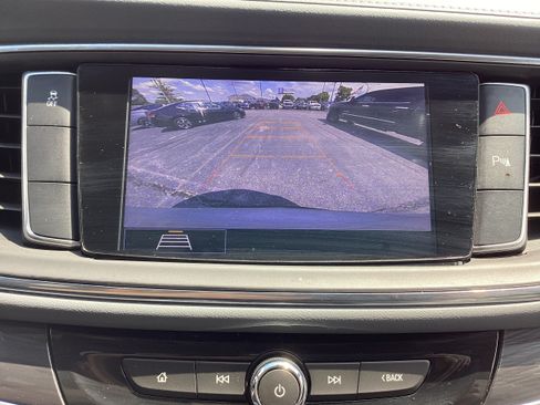 Used 2021 Buick Enclave Essence w/ Sound and Sites Package FWD image 23
