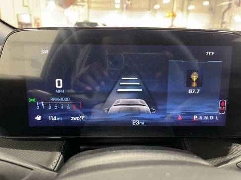 New 2026 Chevrolet Equinox LT w/ Convenience Package II AWD/4WD image 28