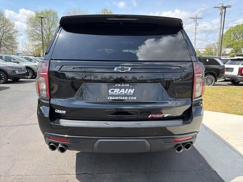 Used 2023 Chevrolet Suburban RST w/ Sport Performance Package AWD/4WD image 6