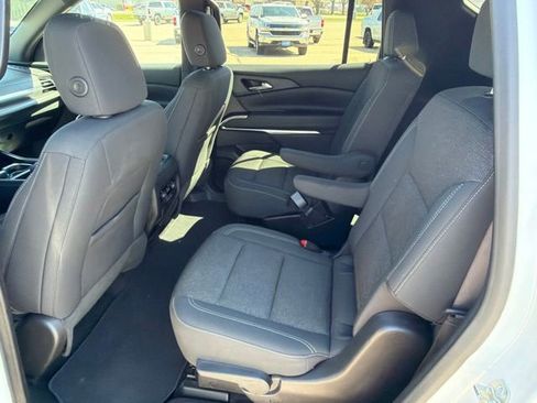 Used 2024 Chevrolet Traverse LT AWD/4WD image 36