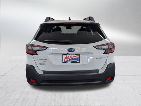 Used 2025 Subaru Outback Premium image 19