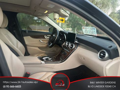 Used 2016 Mercedes-Benz C 300 4MATIC Sedan w/ Multimedia Package image 11