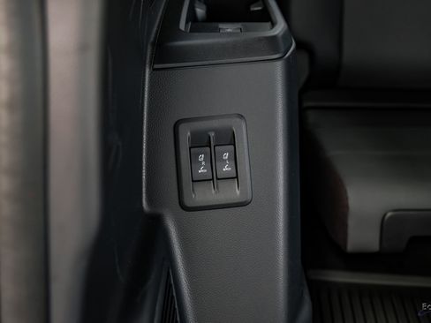 Used 2025 Lexus GX 550 w/ Accessory Package (Z1) image 89