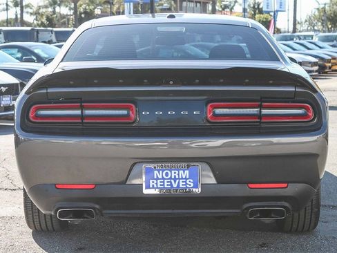 Used 2021 Dodge Challenger R/T image 8
