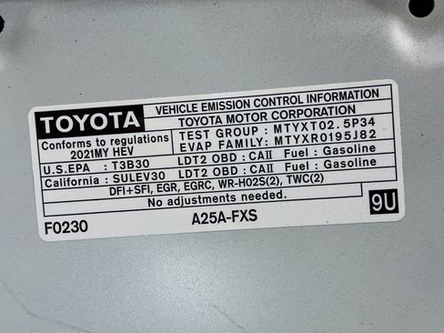 Used 2021 Toyota Sienna Platinum AWD/4WD image 25
