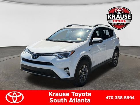 Used 2018 Toyota RAV4 XLE w/ Convenience Package AWD/4WD image 3