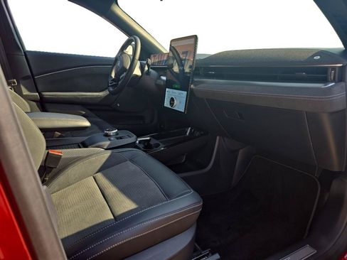 Used 2022 Ford Mustang Mach-E GT w/ GT Performance Edition AWD/4WD image 9
